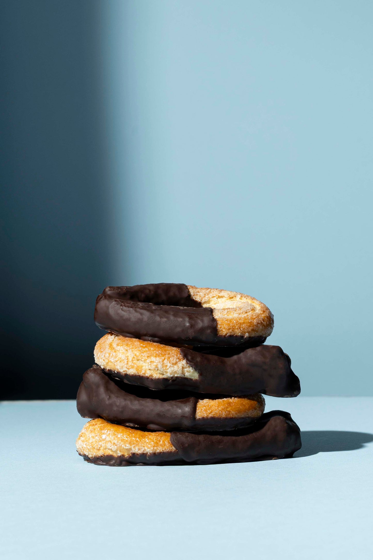 Torcetti fatti a mano al cioccolato